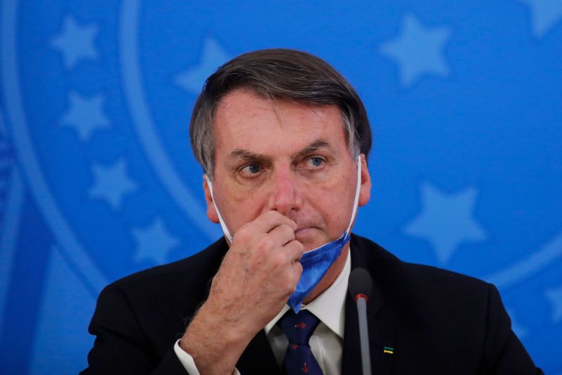 STF dá prazo para Bolsonaro explicar ameaças à imprensa