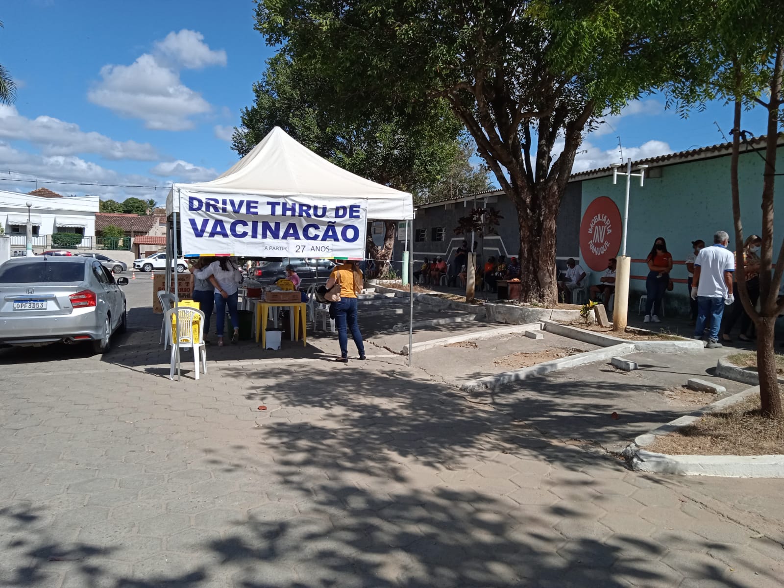 Nanuque amplia vacinação para  pessoas de 24 anos nessa terça-feira