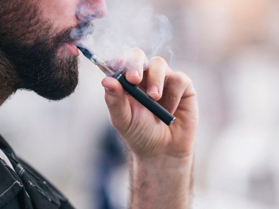 Anvisa mantém proibição da venda de cigarros eletrônicos no Brasil