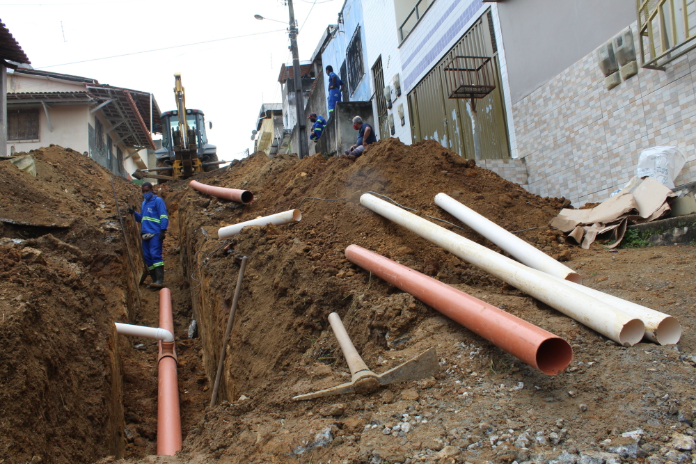 Vereador de Nanuque indica serviços no bairro Vila Esperança