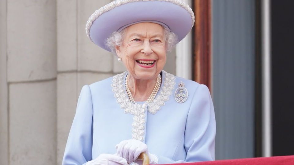 Com a morte da rainha Elizabeth II, conheça a linha de sucessão do trono britânico