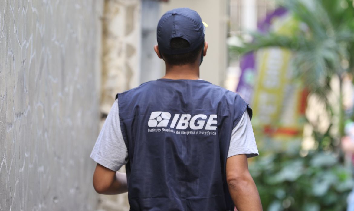 Censo IBGE: recenseadores relatam dificuldades ao fazer pesquisa e denunciam até agressões verbais