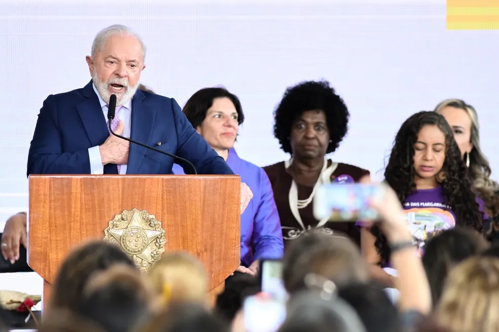 Lula anuncia pacote de medidas no Dia Internacional da Mulher