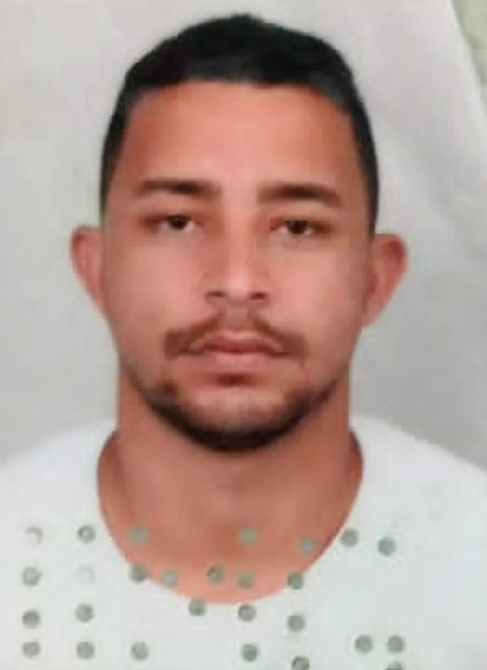 Jogador é morto a tiros próximo à casa onde morava em Catuji