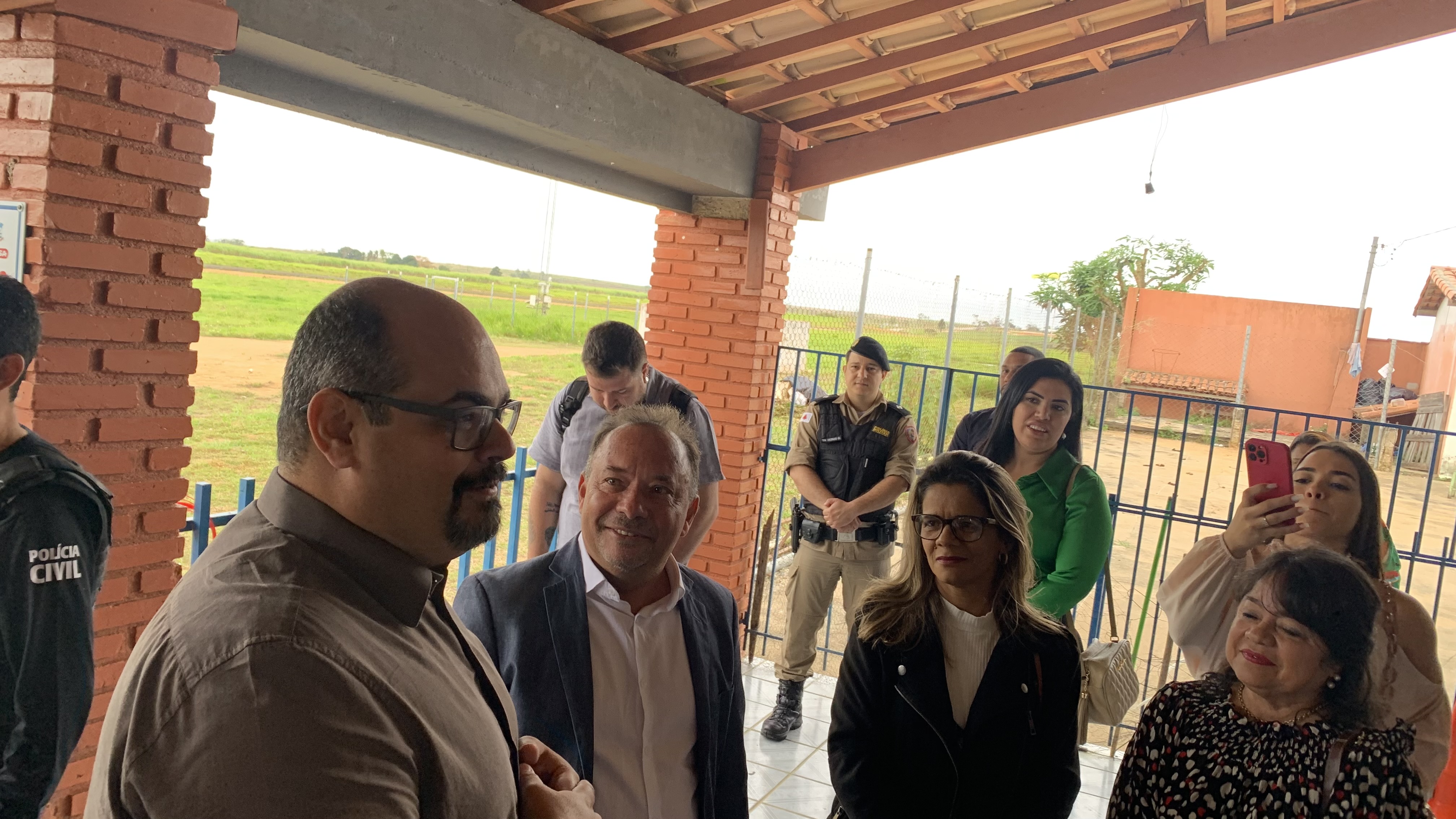 Vice-Governador do estado de Minas Gerais acaba desembarcar no aeroporto de Nanuque-MG