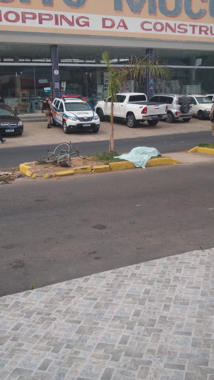 Acidente de bicicleta deixa uma vítima fatal na Avenida Santos Dumont em Nanuque MG