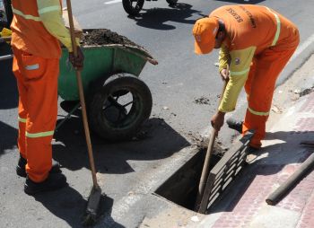 Vereador atende solicitações de moradores de Nanuque e pede medidas de melhorias urbanas