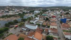 Vereador Fábio Costa de Jesus reivindica drenagem eficiente e restauração de vias urbanas