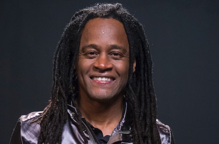 Após briga, Toni Garrido ameaça sair do Cidade Negra