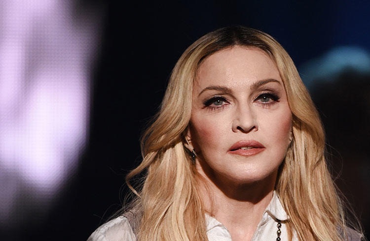 Madonna diz que seu teste mostrou anticorpos do coronavírus