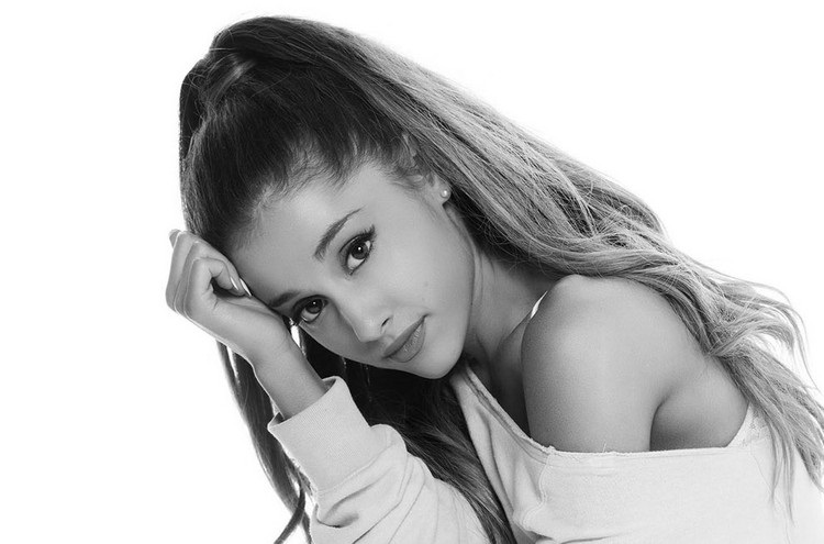 Á 1 mês do show, fãs começam a acampar para ver Ariana Grande em SP
