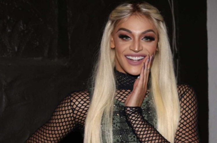 Pabllo Vittar releva piada de Silvio Santos: 'Sou bichérrima'