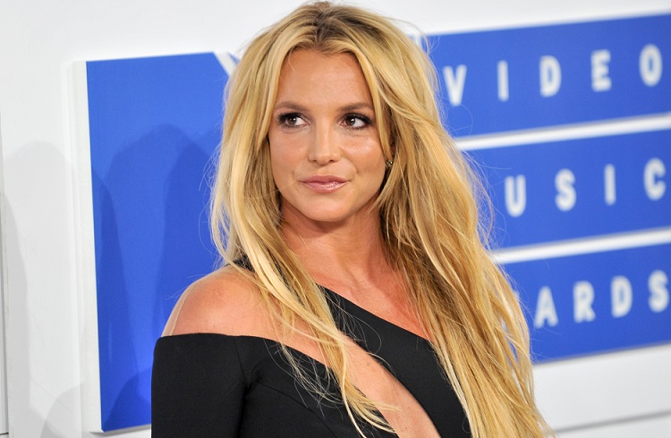 Britney Spears anuncia pausa na carreira para cuidar do pai