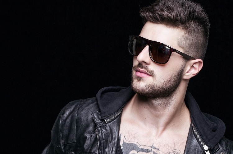 Brasileiro,DJ Alok recebe disco de platina na Itália