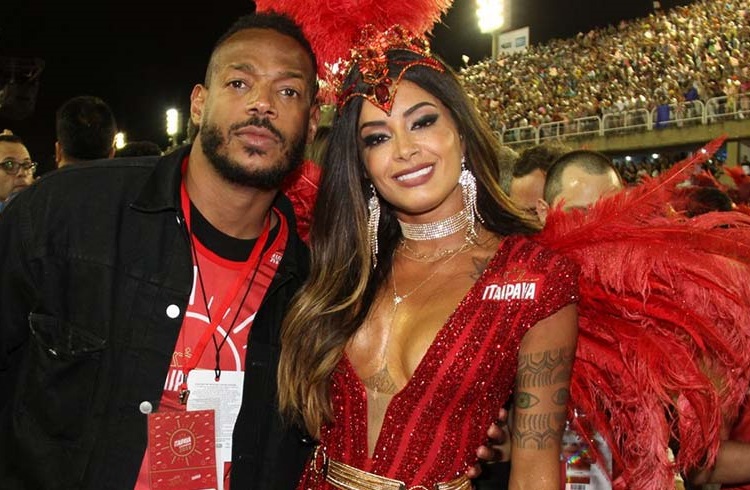 Aline Riscado está namorando ator de 'As Branquelas', Marlon Wayans