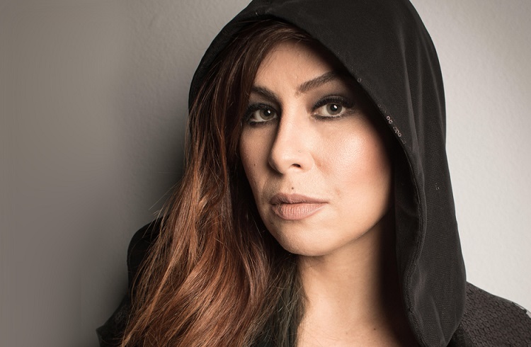 Pitty se recusou a cantar com Anitta, revela biografia da funkeira