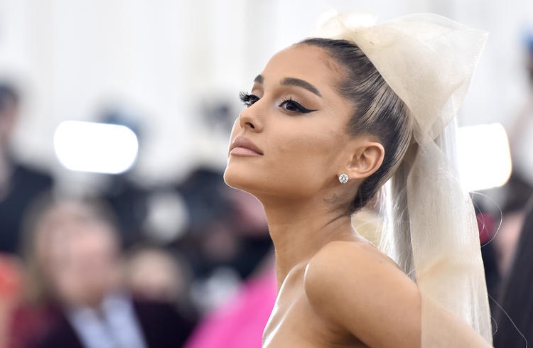 Ariana Grande é eleita a Mulher do Ano pela Billboard