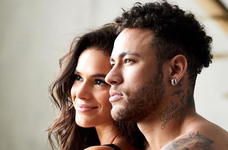 Fãs usam Instagram de Marquezine para criticar Neymar: 'Fracassado e odiado'