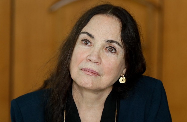 Mais de 500 artistas assinam manifesto contra Regina Duarte: "Não nos representa"