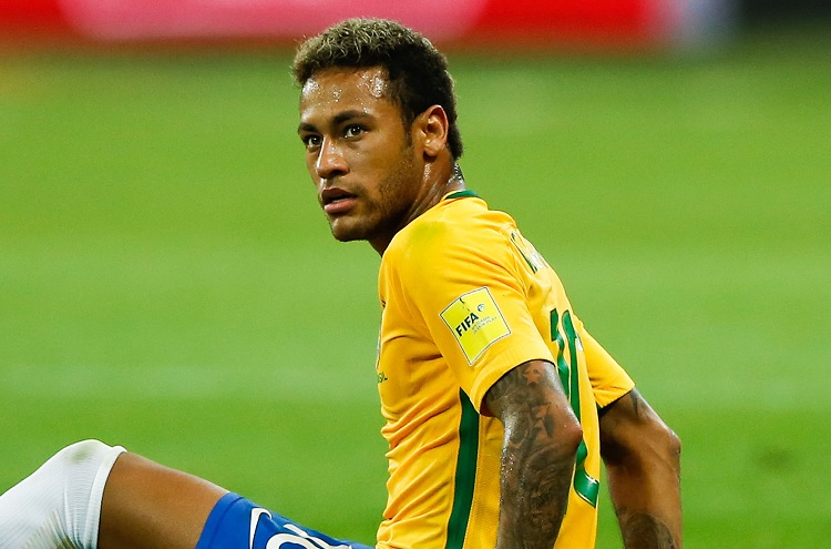 Farsante se passa por Neymar e irrita jogador: "Denunciem esse mongol"