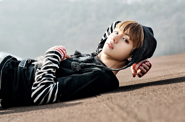 Kim Tae-Hyung, da banda BTS, é eleito o rosto masculino mais bonito do mundo
