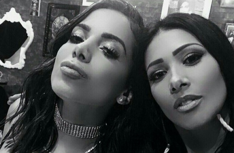 Briga entre Anitta e Simaria teve fofoca de Nego do Borel, diz biografia