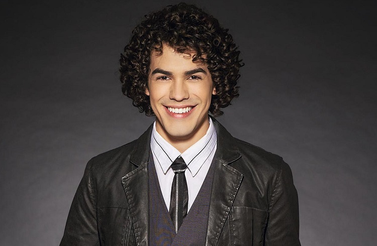 Vencedor do 'The Voice', Sam Alves faz bico como Uber para se manter
