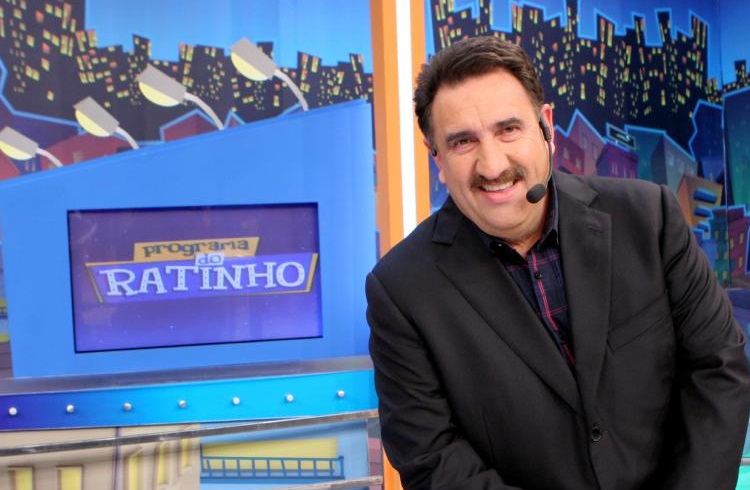 Ratinho e SBT terão de pagar R$ 200 mil a padres por reportagem falsa