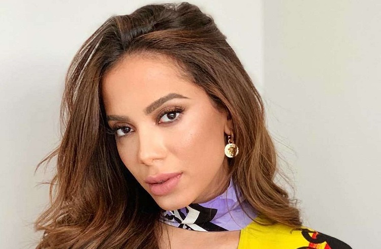Anitta detona e diz que agropecuária é 'câncer da natureza'