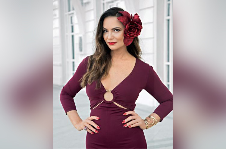 Luiza Brunet se irrita com Luciana Gimenez e critica 'Superpop'
