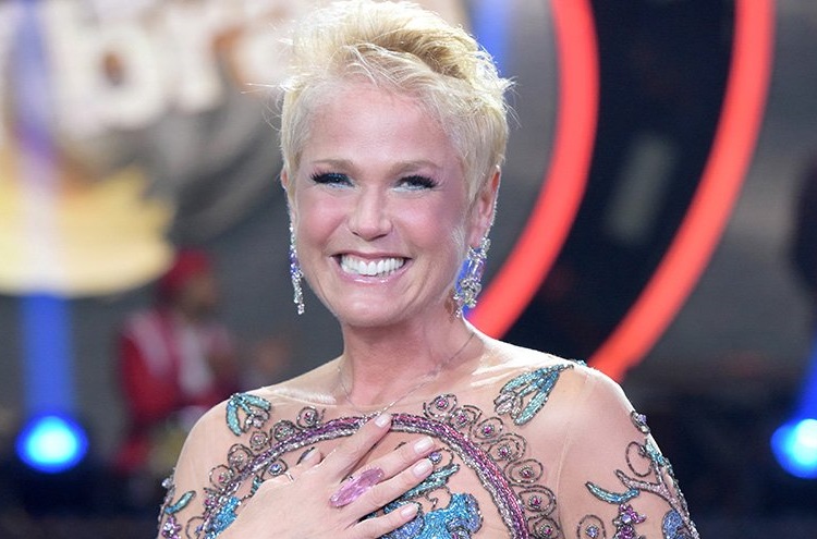 Xuxa Meneghel explica mudança no tom de voz: 'Tenho fenda na corda'