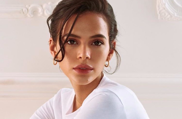Bruna Marquezine pensa em deixar rede social após discussão entre fãs