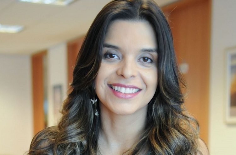 Vivian de Oliveira abandona novela "Apocalipse" após divergências sobre rumo da trama