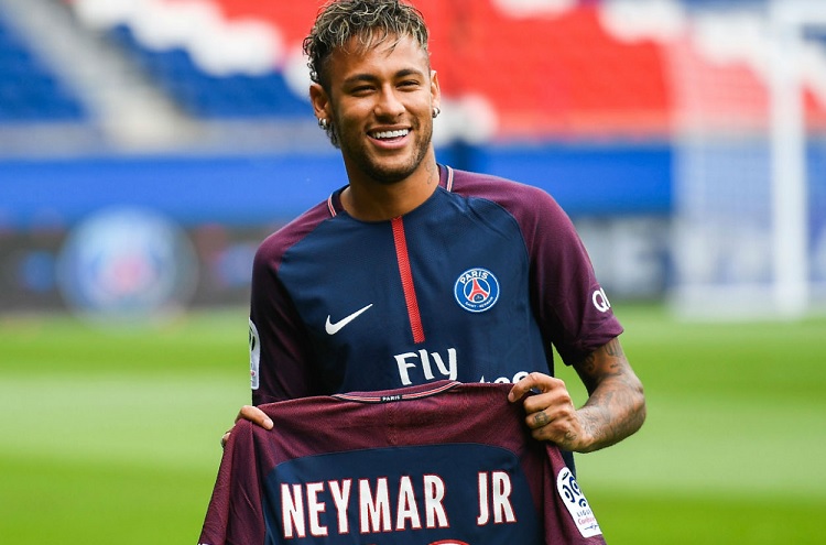 Neymar vai abrir boate sertaneja no Rio