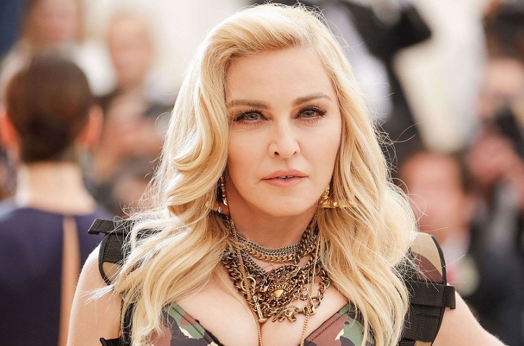 Madonna dá em cima de barman brasileiro em festa no Rio