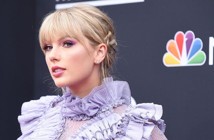 Novo álbum de Taylor Swift fala da mãe, sexismo e DiCaprio