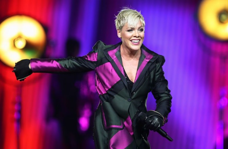Pink confessa luta contra depressão: ‘Eu sei o que é a ansiedade’