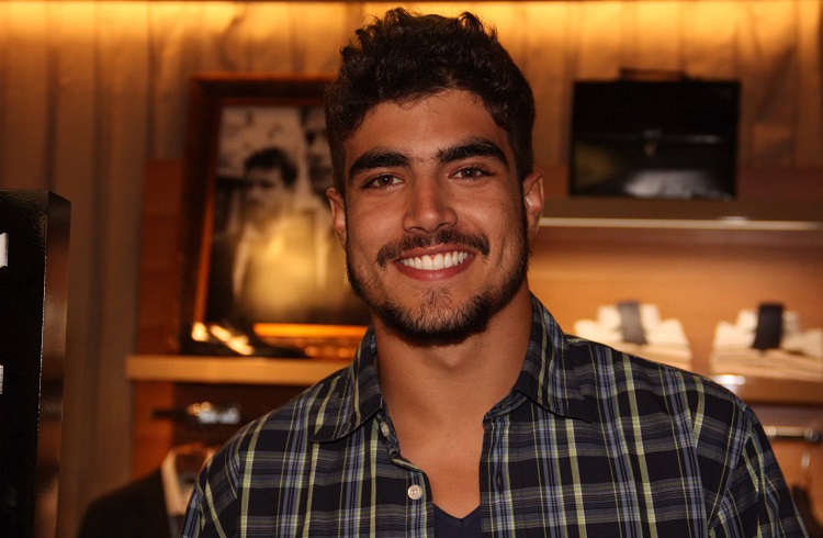 Caio Castro afirma que sua conta no Instagram vale mais de R$ 4,5 bilhões