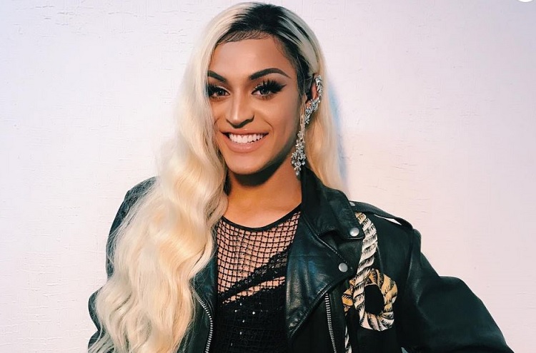 Estrelismo:Pabllo Vittar se nega a falar com repórter trans