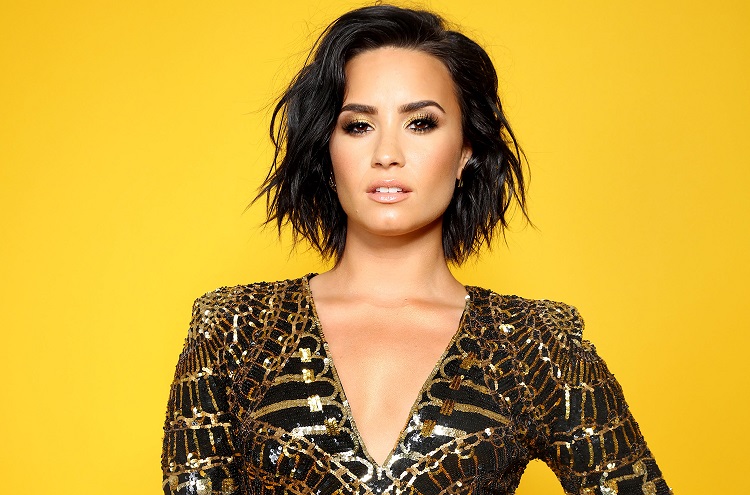 Demi Lovato se recupera de overdose e recebe visita do ex-namorado